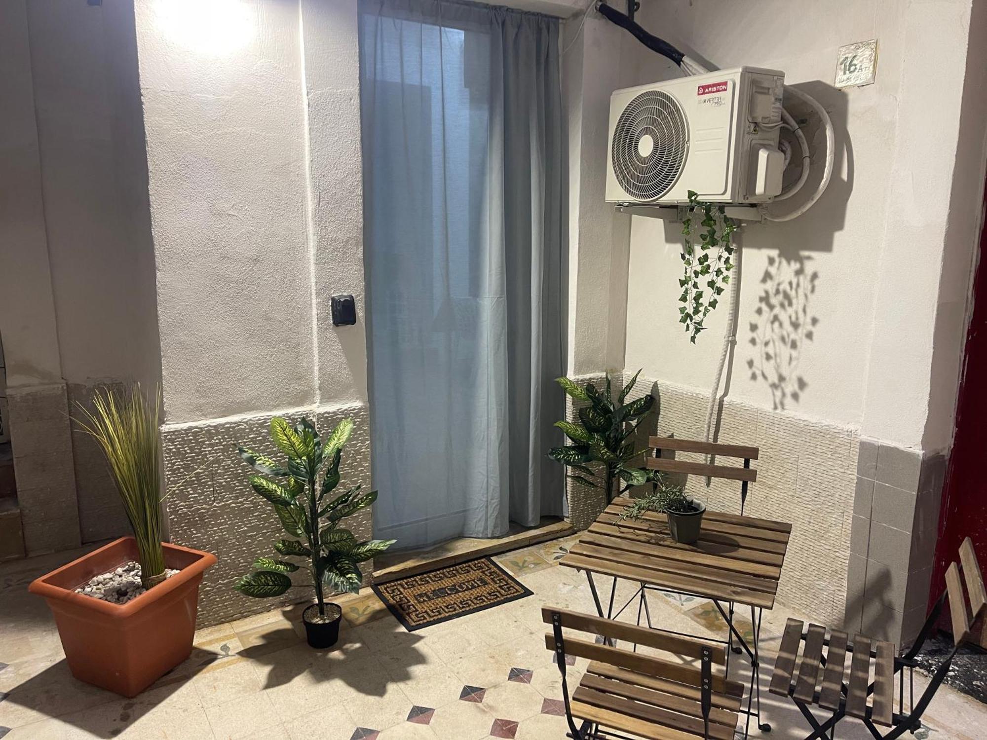 Cortile Corsica 13 Leilighet Catania Eksteriør bilde